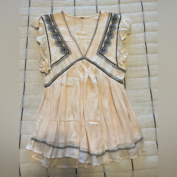 Free People top - Picture 1 of 2